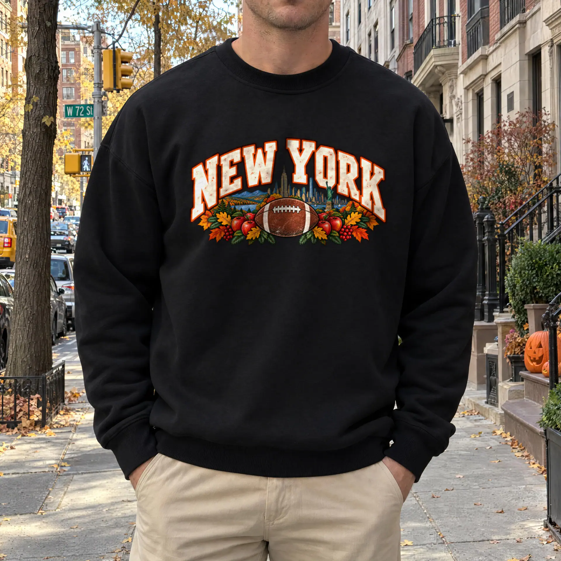 New York Game Day Crewneck in black — view 2